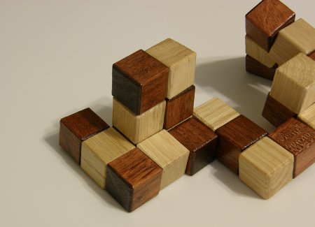 brain-box wood cube hint